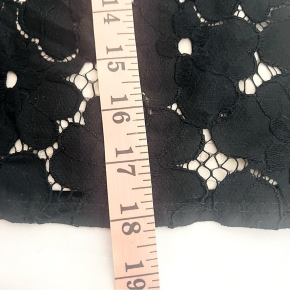 Anthropologie Liv Los Angeles Black Eyelet Floral Lace Boho Halter Top Small - Picture 9 of 9